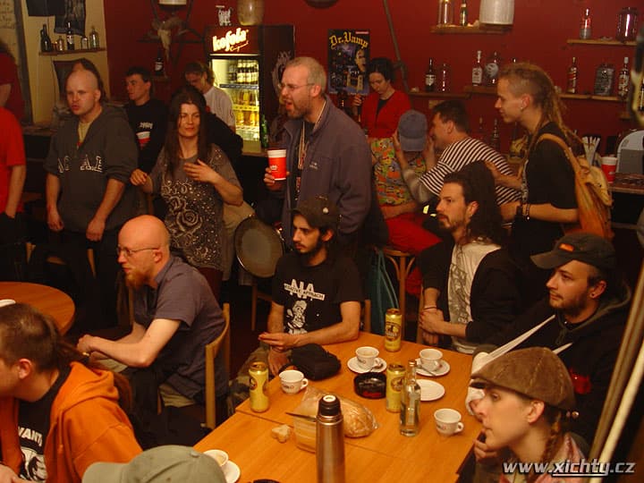 Sikhara (USA), Disney (FIN), Caracas