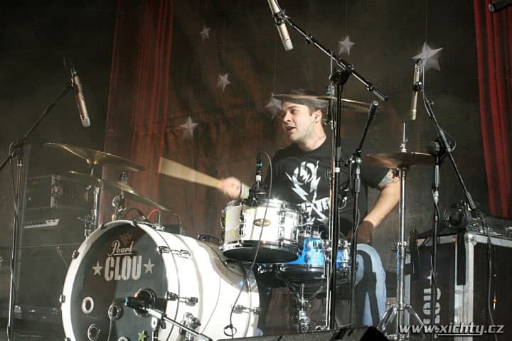 Support Lesbiens Lick It Tour 08