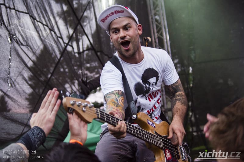 Horkýže Slíže, Polemic, Sto Zvířat, Pipes & Pints 2012
