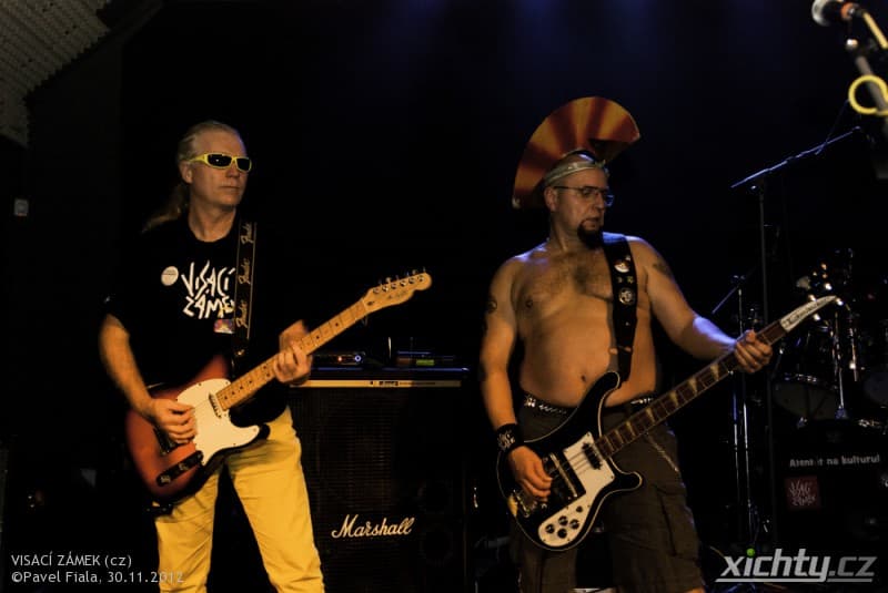 Visací Zámek K 30 Let Punku V Zemích Českých 2012 / Pardubice