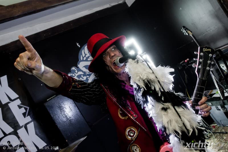 Adam Bomb Vs The World Tour 2013 / Praha