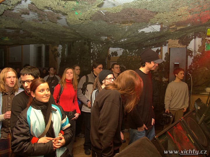 Crashpoint, Squat suspect, Mroš & the voices, Slow Tension