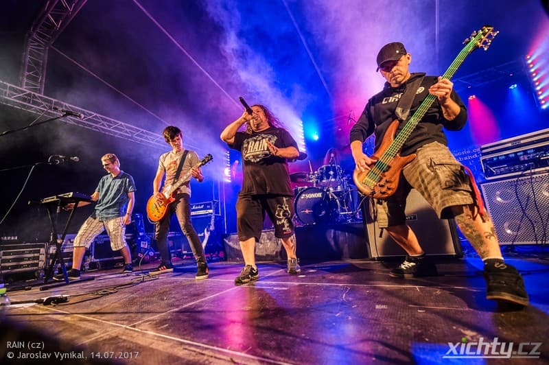 Rain Slaví 15 Let + Komunál A Další 2017  / Nové Město pod Smrkem