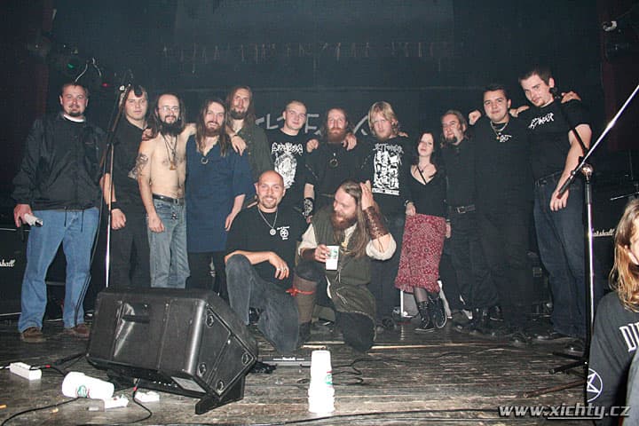 MetalSwamp Nr. 21 : Skyforger + Root + další