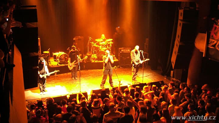 Cocotte Minute - Proti sobě - křest alba